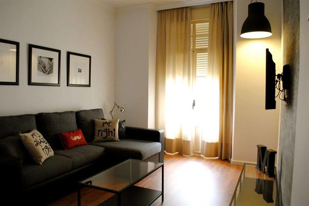 Minimal Rooms Malaga Luaran gambar