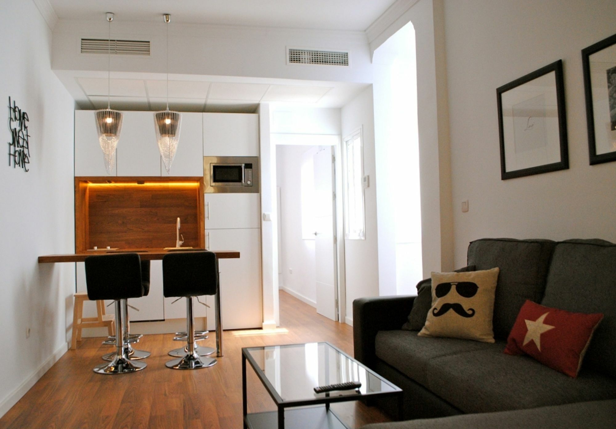 Minimal Rooms Malaga Luaran gambar